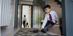Everflex boys school shoes